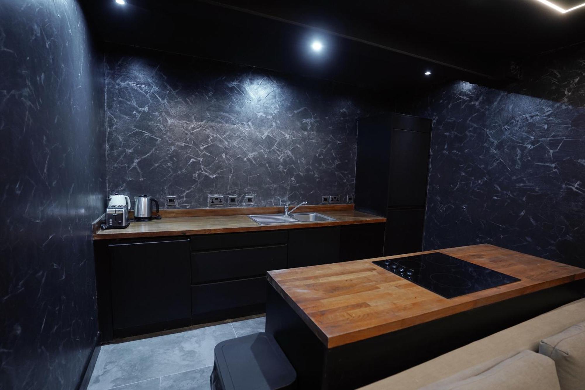 Nero Suite Sleeps Fourteen Manchester Ngoại thất bức ảnh