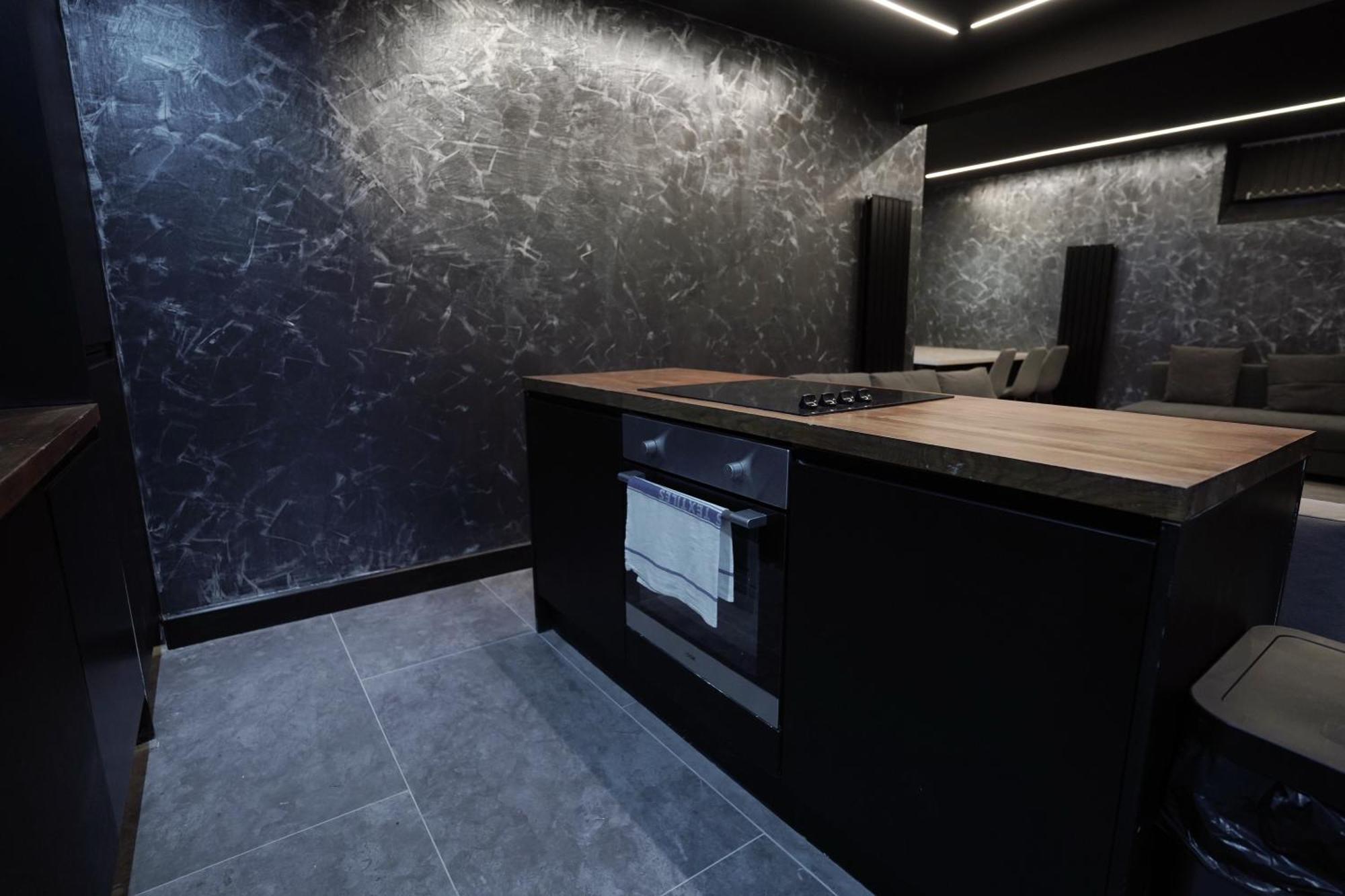 Nero Suite Sleeps Fourteen Manchester Ngoại thất bức ảnh